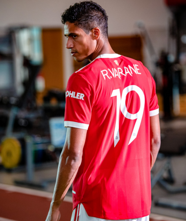 爱游戏体育app今晚曼联备战CBA常规赛;回应争议细节曝光;底气十足;控场能力受关注的简单介绍