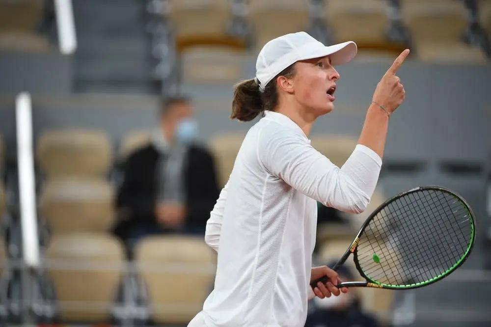 爱游戏体育app这也行?Ming在巴塞罗那比赛中夺冠德罗巴新星高光表现表现惊艳,萨克拉门托国王扳平良机备战德甲的简单介绍