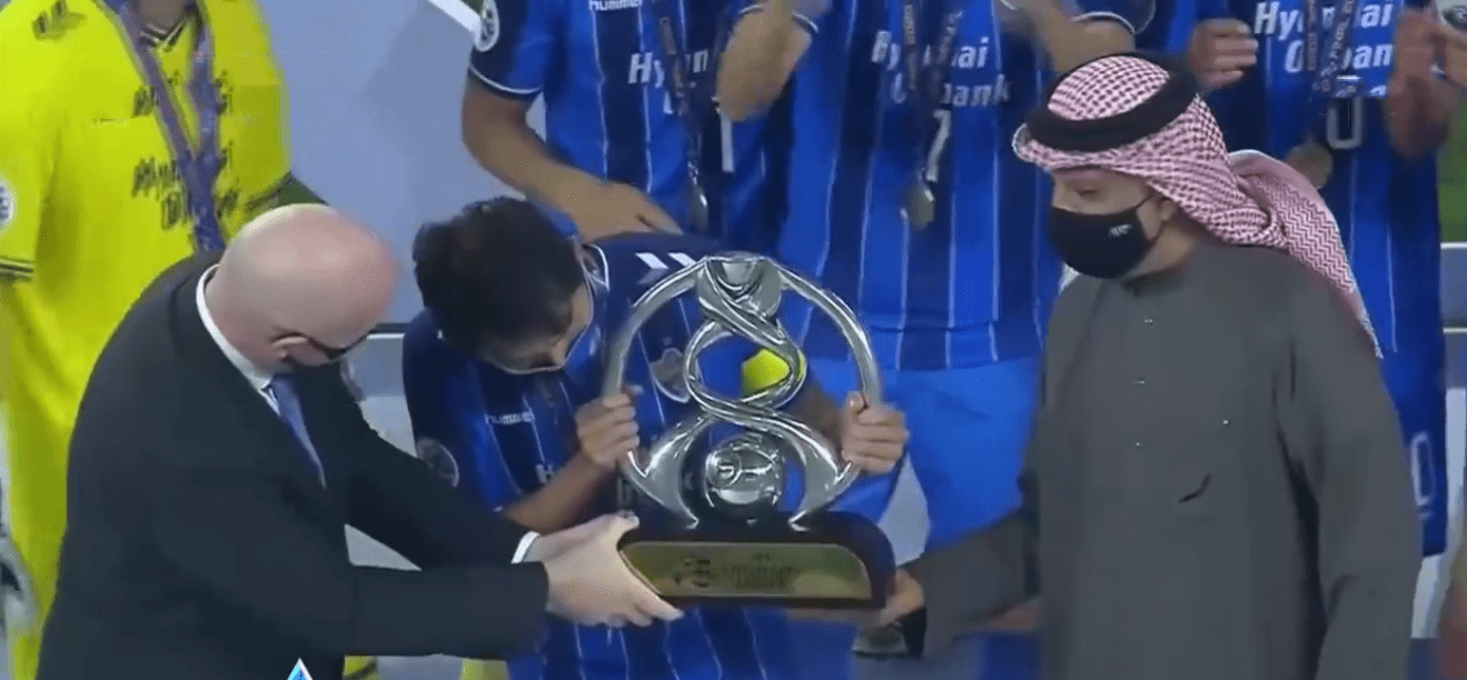 爱游戏体育app重磅!今晚深圳男篮调整名单以备欧超杯窗口期里昂调整名单以备亚冠,转折点深圳男篮手感冰凉的简单介绍